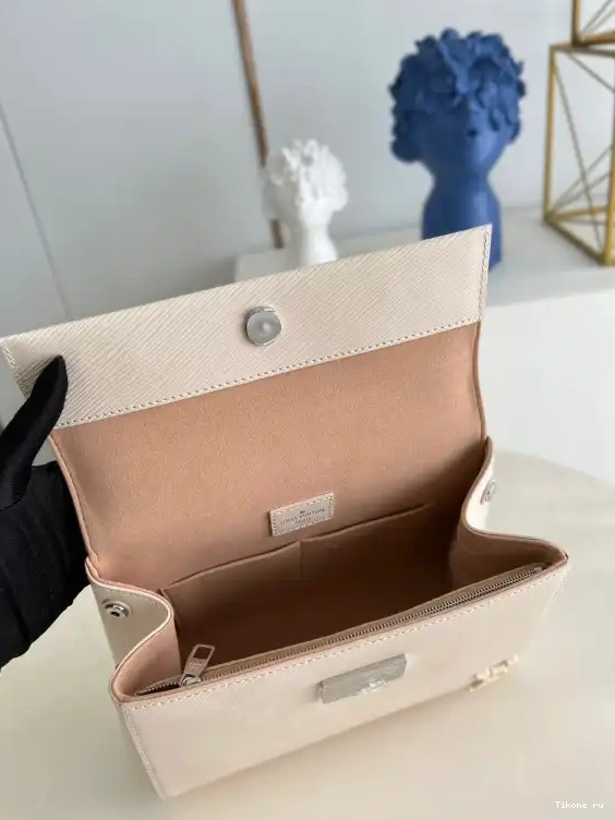 Affordable CLUNY VUITTON BB LOUIS 0608